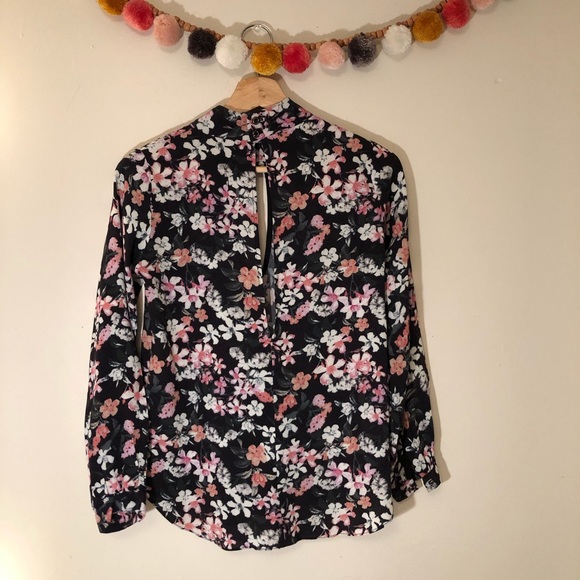 Two Arrows sz XS ✨ - Picture 4 of 4